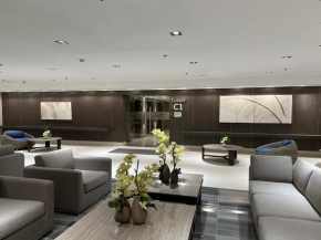 Minimalist 1BR Shore Residences